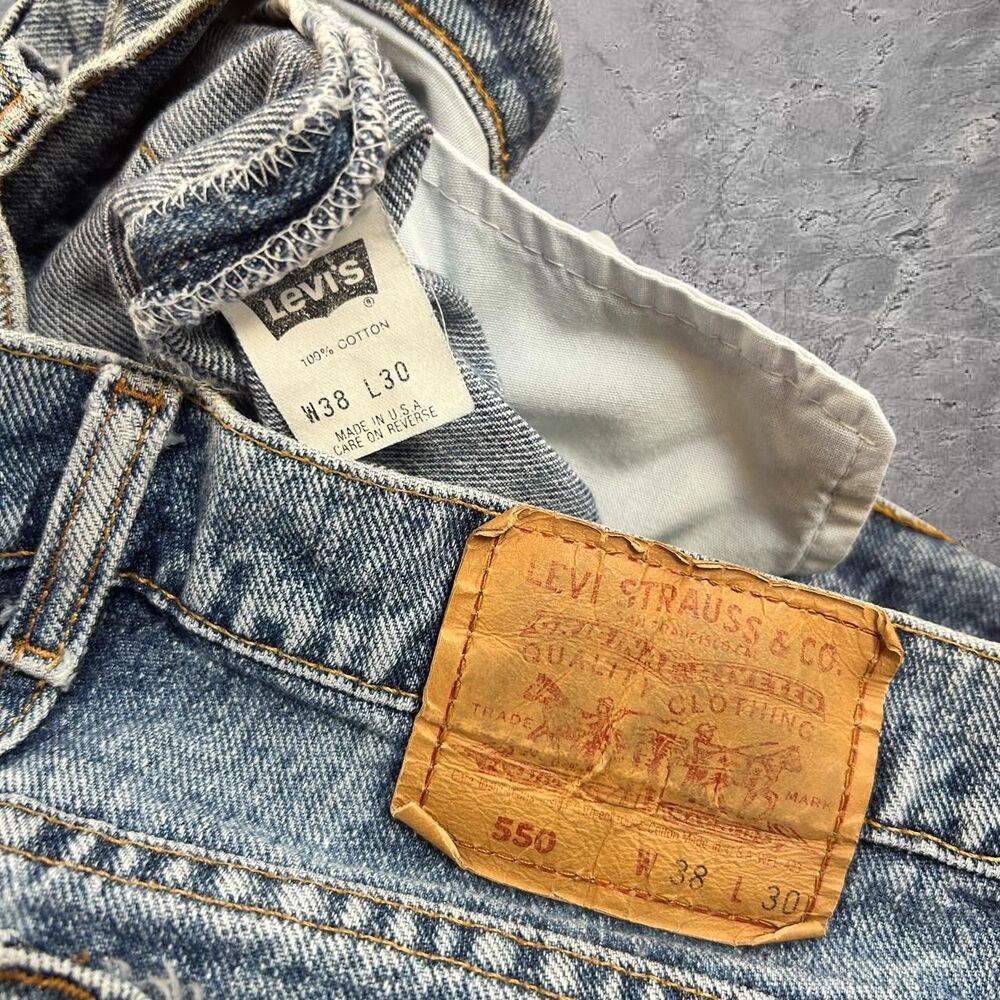 Vintage 90s Levi's 550 made in USA relaxed fit jeans